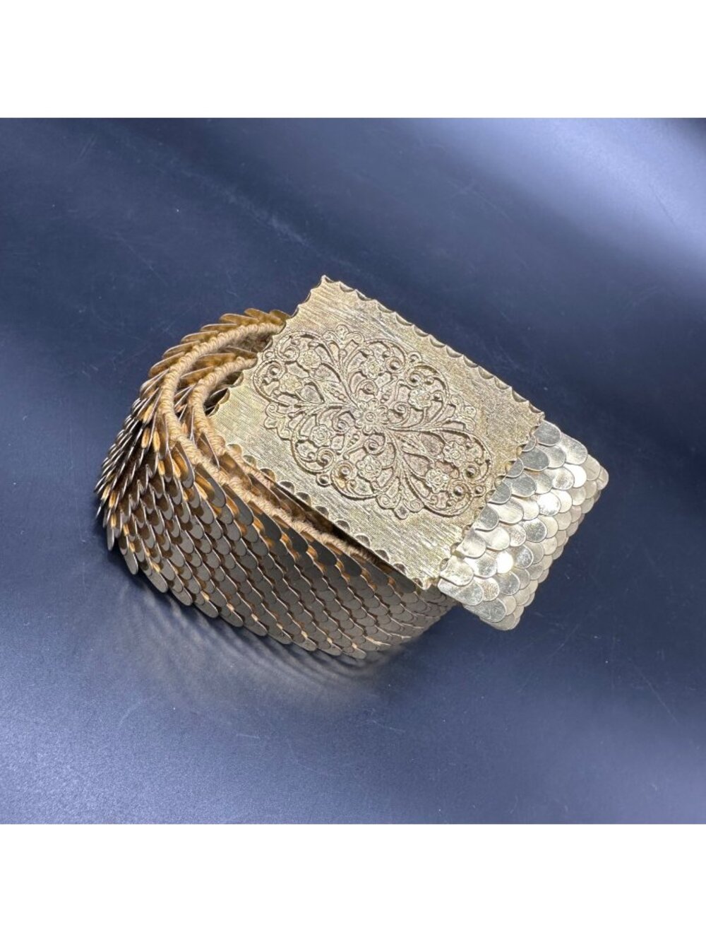 Vintage Gold Belt Fish Scale Metal Stretch 1970s Disco Queen Glamour Elastic